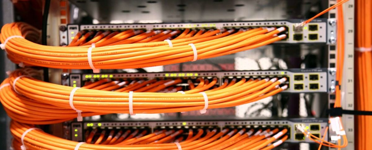 В чем состоит основное преимущество сети arcnet перед ethernet